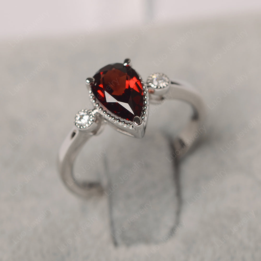 Vintage Pear Shaped Garnet Ring - LUO Jewelry