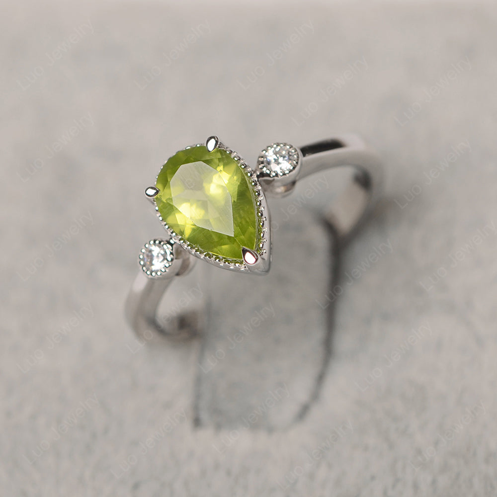Vintage Pear Shaped Peridot Ring - LUO Jewelry
