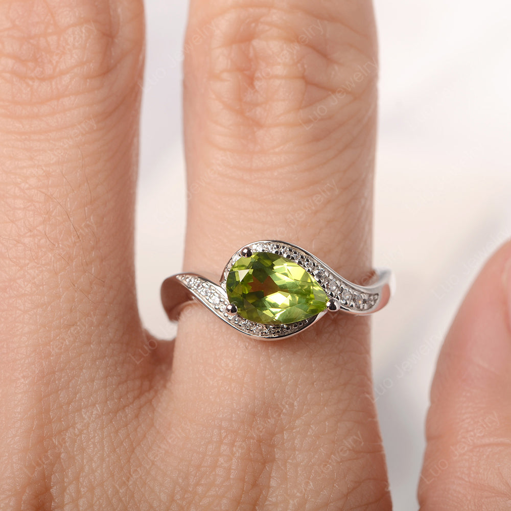 East West Pear Peridot Engagement Ring Gold - LUO Jewelry