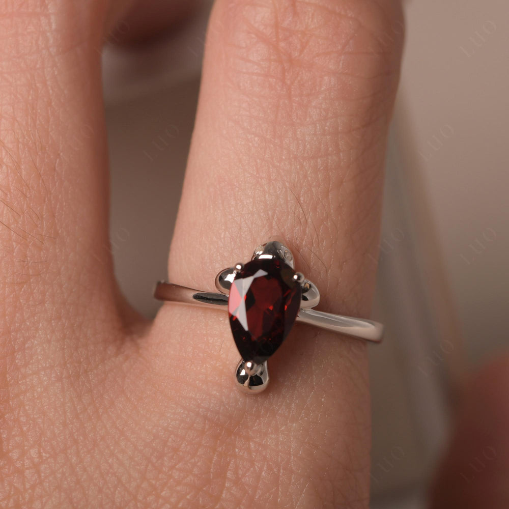 Seal Style Shaped Garnet Engagement Ring - LUO Jewelry