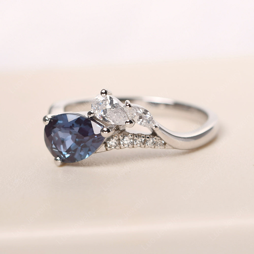 Pear Shaped Horizontal Alexandrite Ring - LUO Jewelry