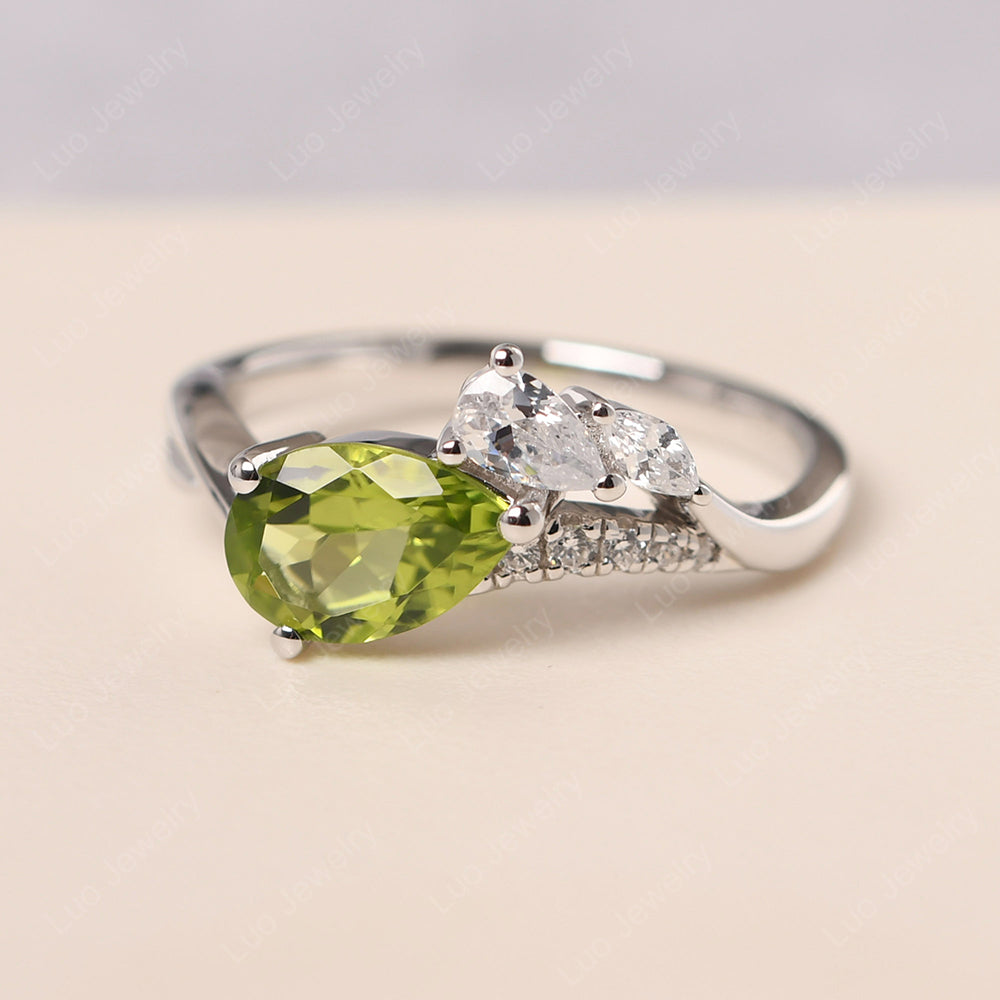 Pear Shaped Horizontal Peridot Ring - LUO Jewelry