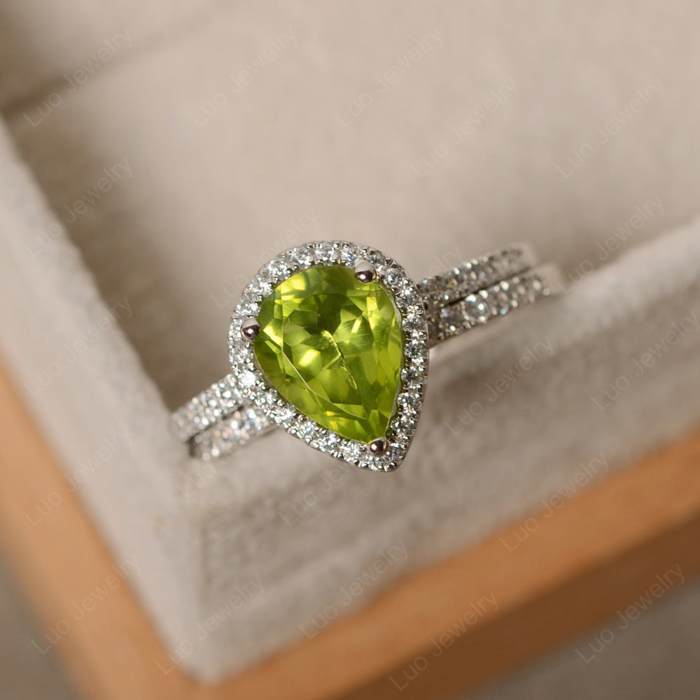 Pear Cut Peridot Bridal Set Engagement Ring - LUO Jewelry