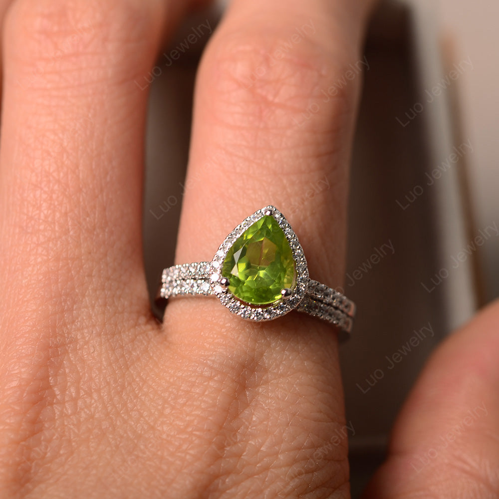 Pear Cut Peridot Bridal Set Engagement Ring - LUO Jewelry