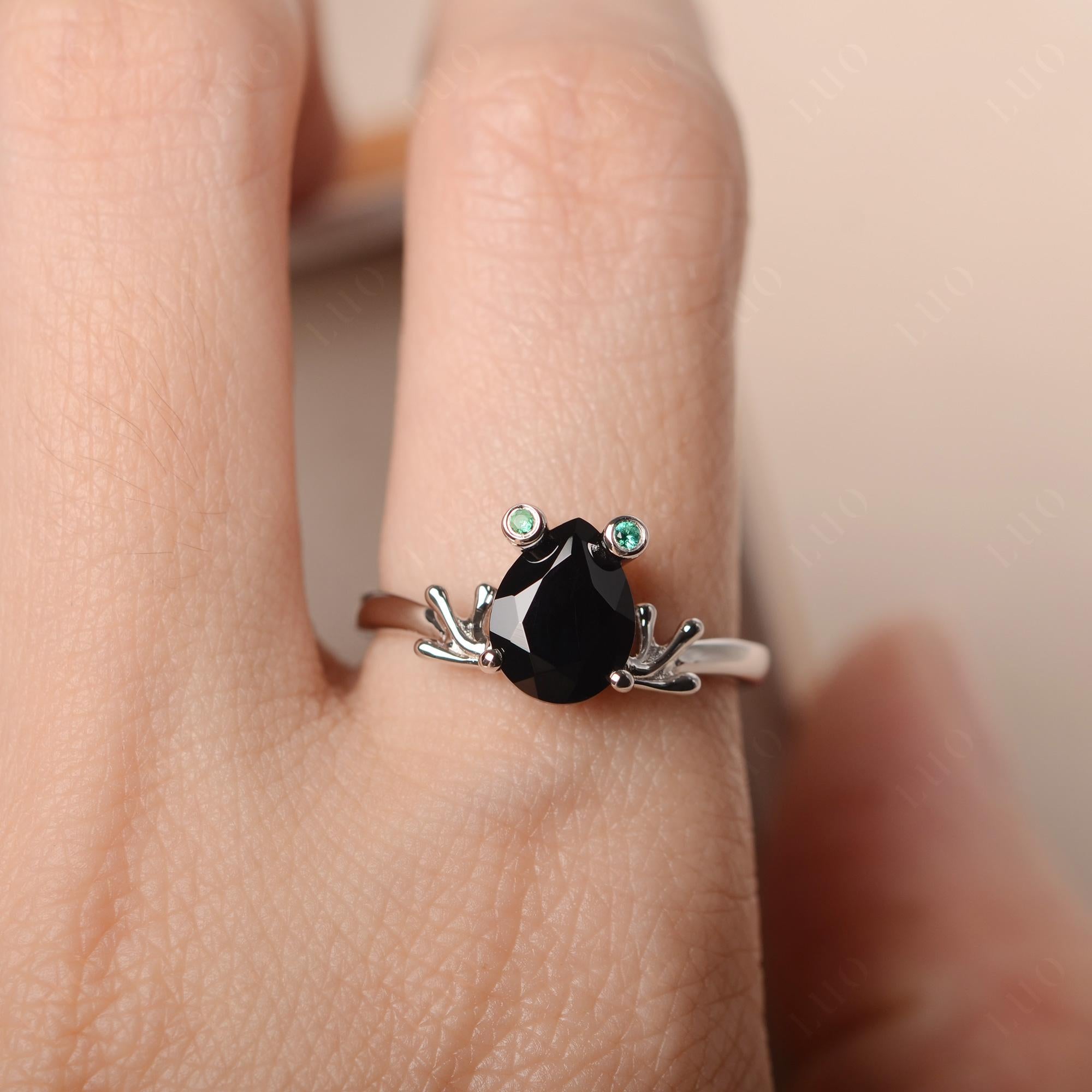 Black Spinel Ring Frog Engagement Ring - LUO Jewelry