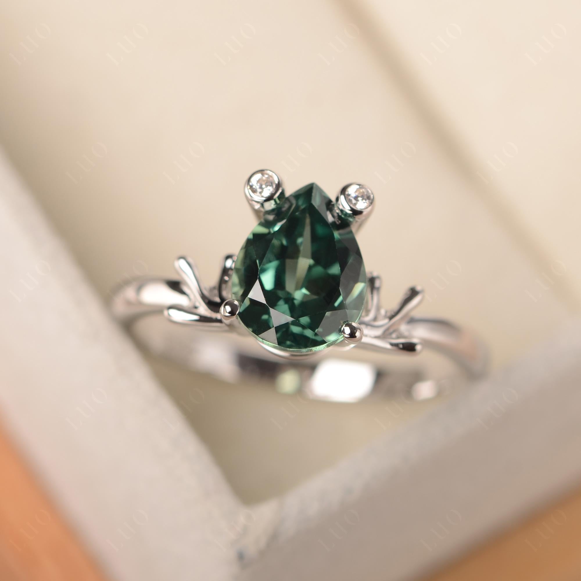 Green Sapphire Ring Frog Engagement Ring White Gold - LUO Jewelry
