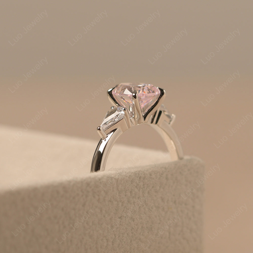 Pear Shaped Cubic Zirconia Ring With Kite Side Stone - LUO Jewelry