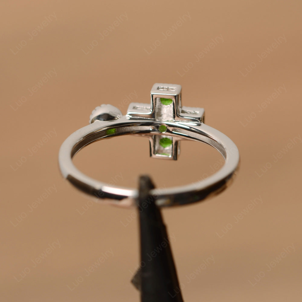 Diopside Cross Ring Mothers Ring 6 Stone - LUO Jewelry