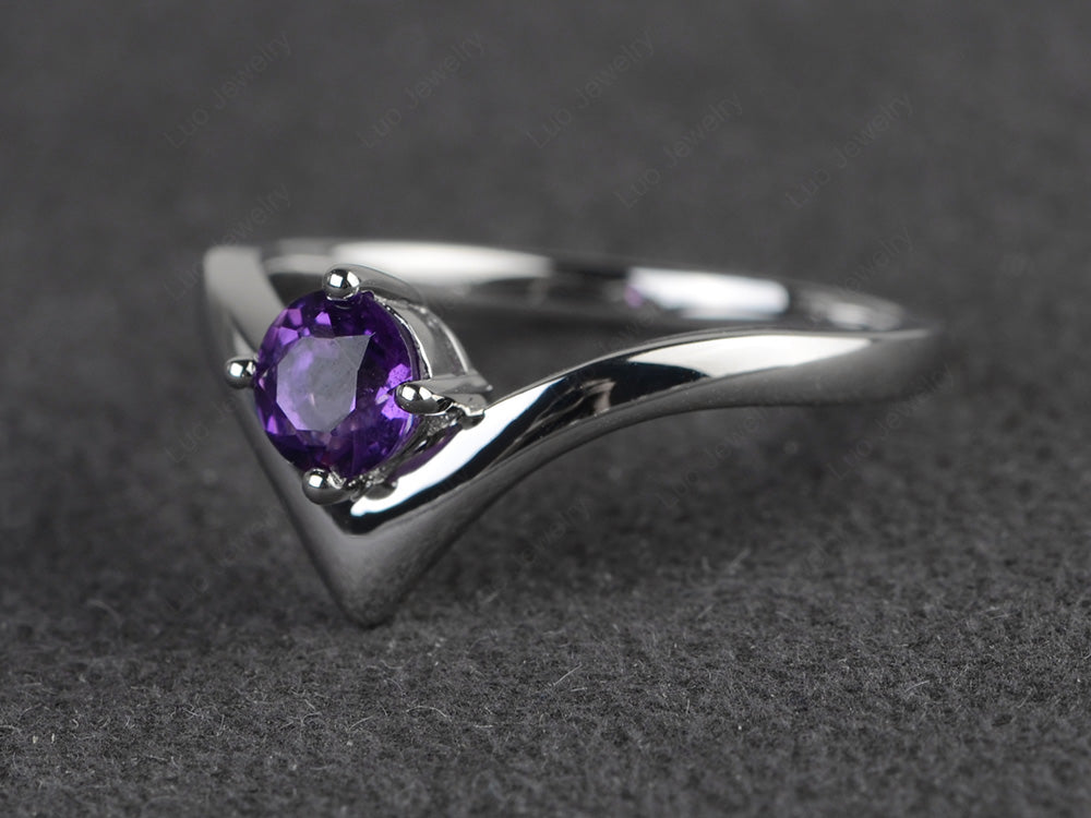 V Shaped Amethyst Solitaire Wedding Ring - LUO Jewelry