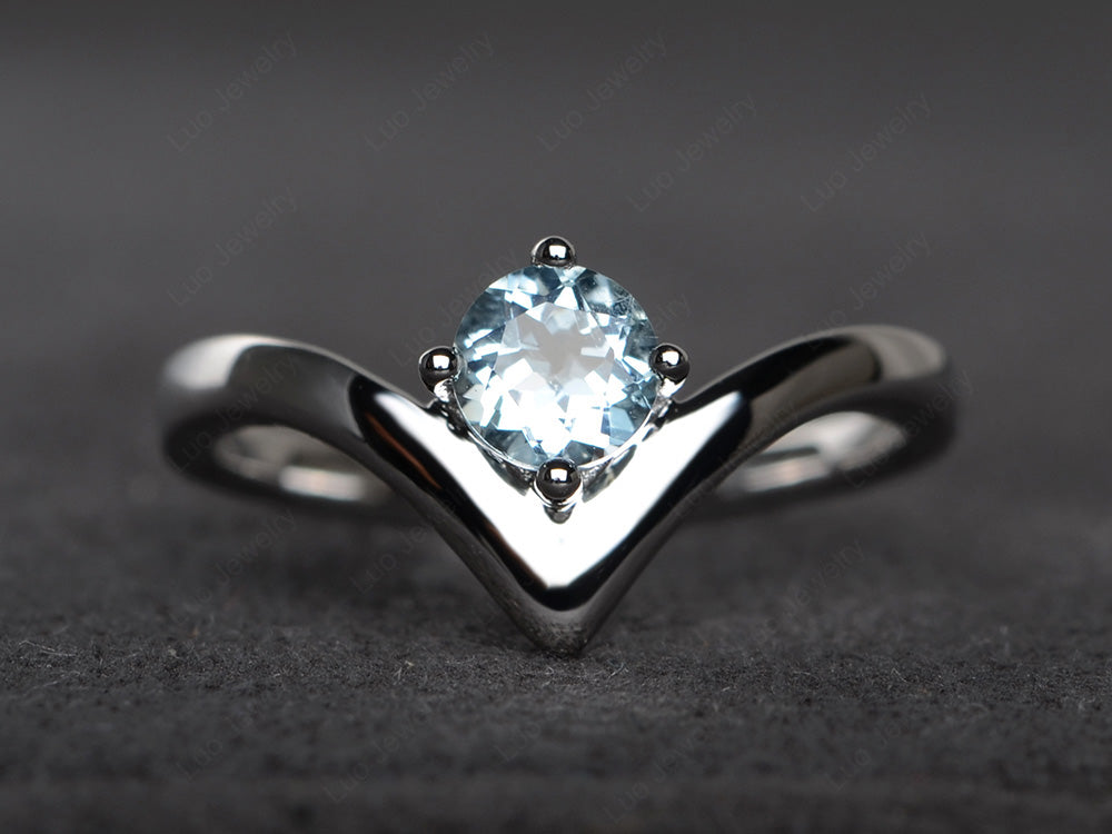 V Shaped Aquamarine Solitaire Ring | LUO