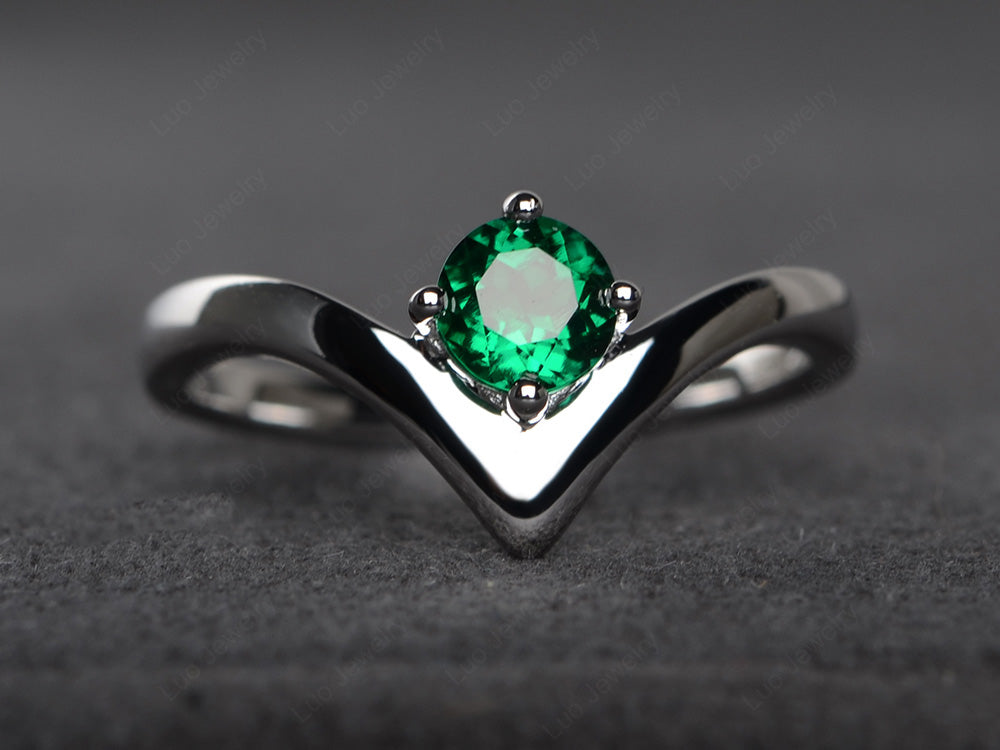 V Shaped Lab Emerald Solitaire Wedding Ring - LUO Jewelry
