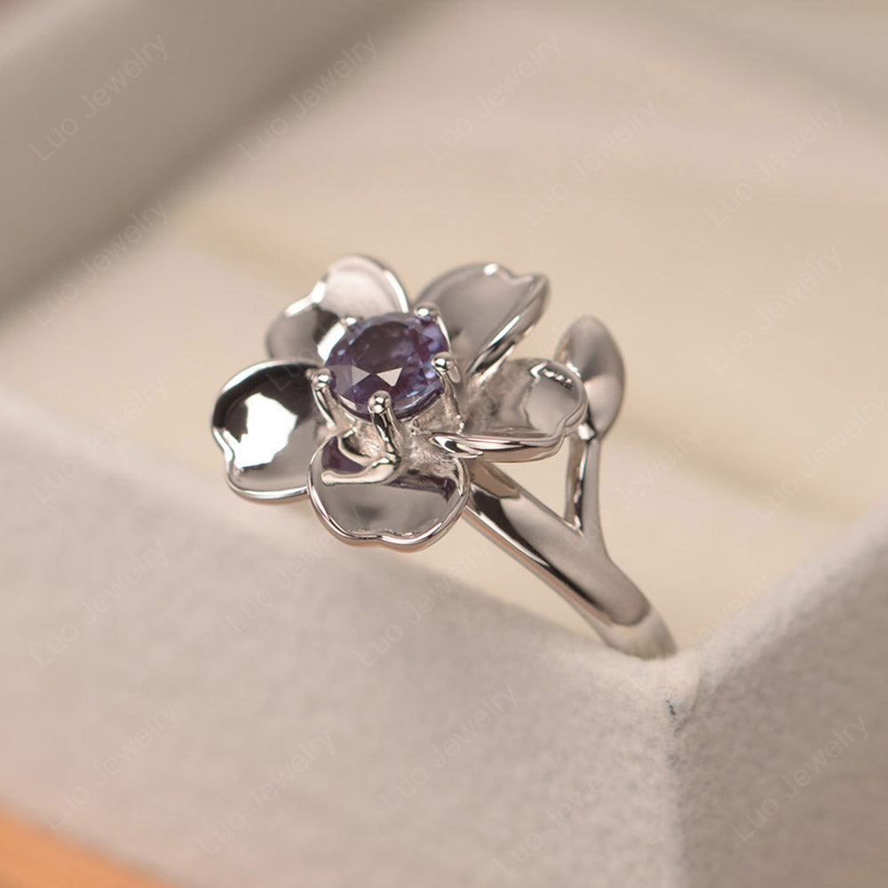 Round Alexandrite Flower Ring