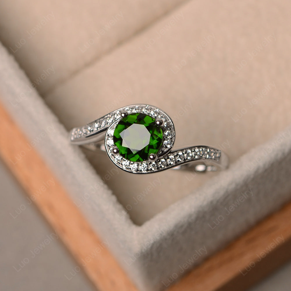 Round Brilliant Cut Diopside Engagement Ring - LUO Jewelry