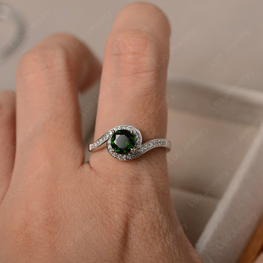 Round Brilliant Cut Diopside Engagement Ring - LUO Jewelry