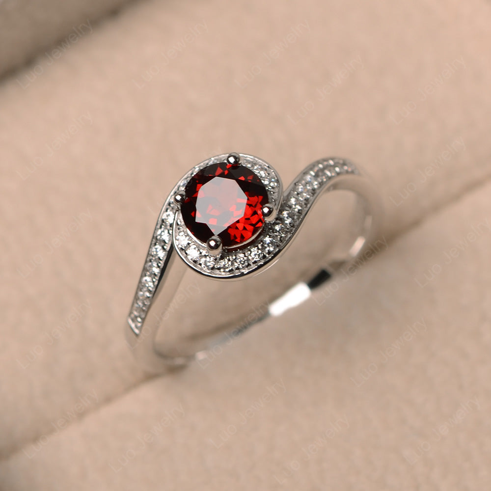 Round Brilliant Cut Garnet Engagement Ring - LUO Jewelry