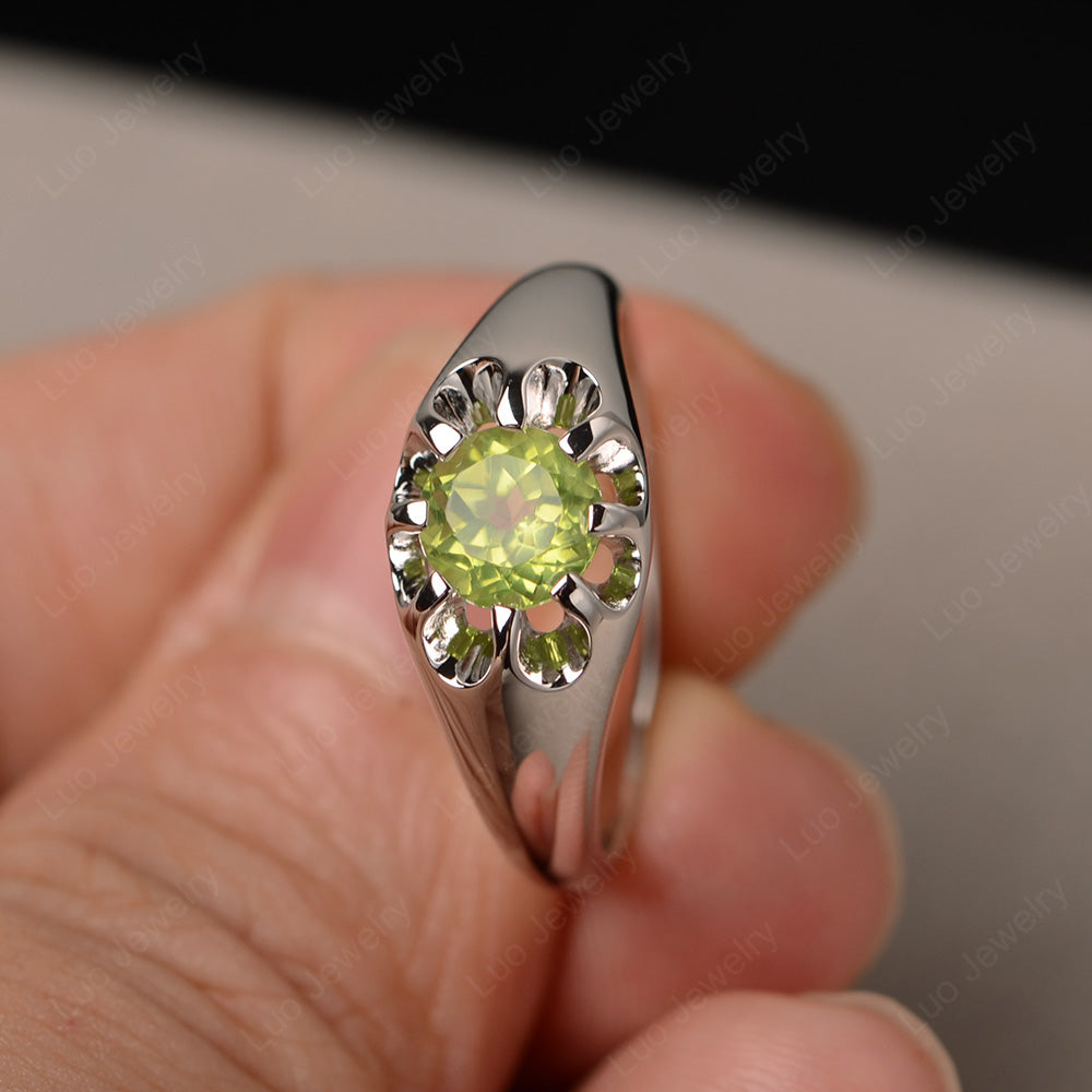 Vintage Peridot Solitaire Ring Yellow Gold - LUO Jewelry