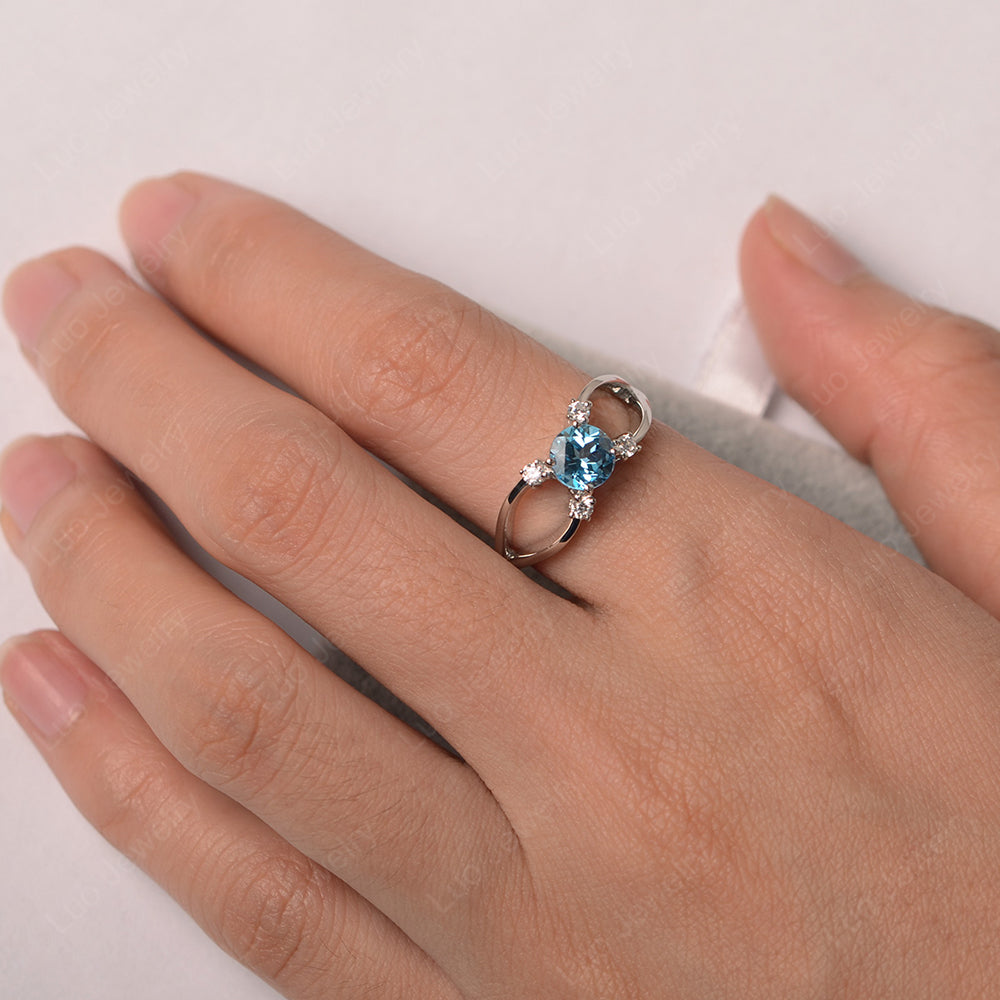 Round Cut Swiss Blue Topaz Ring Split Shank Silver - LUO Jewelry