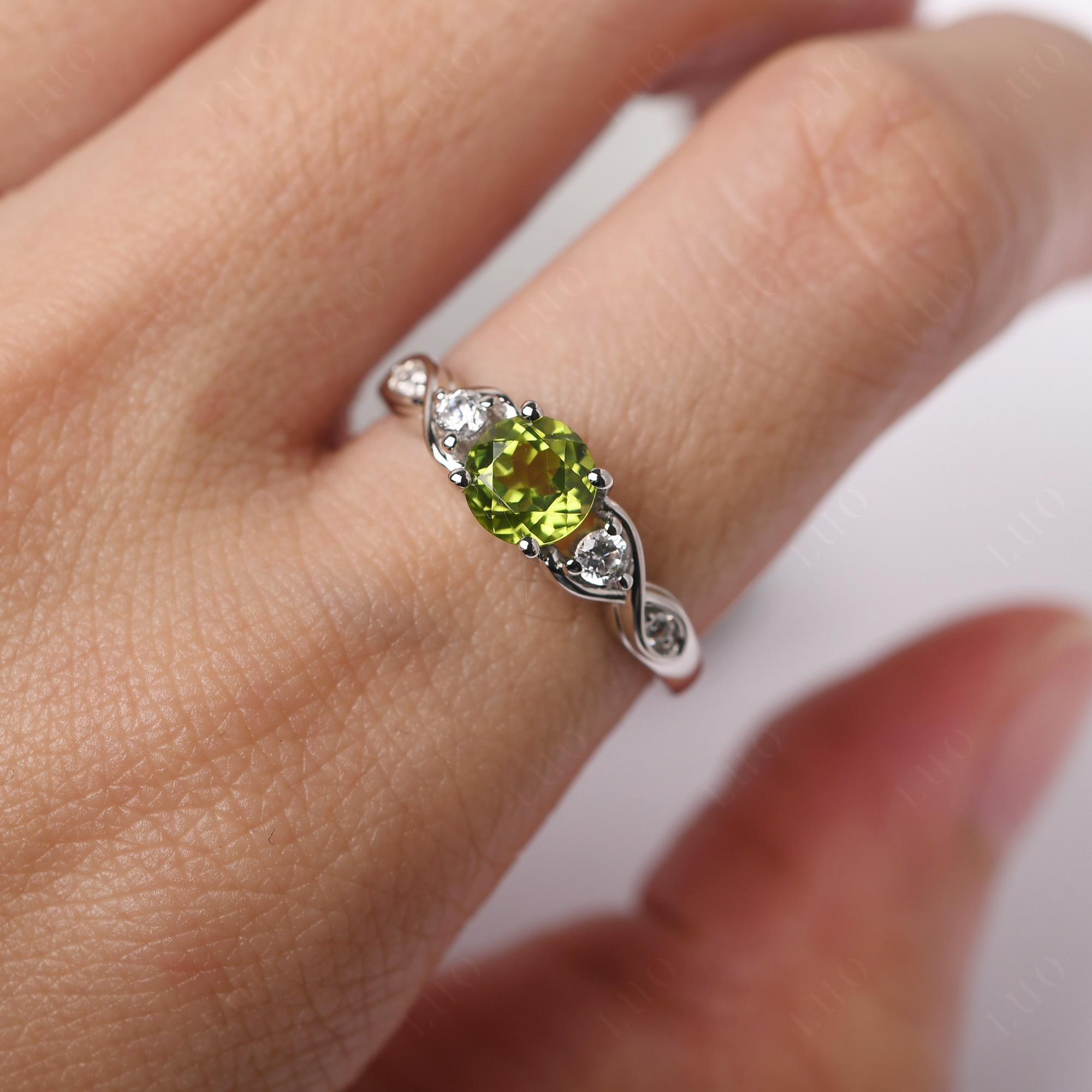 Round Peridot Ring Wedding Ring - LUO Jewelry