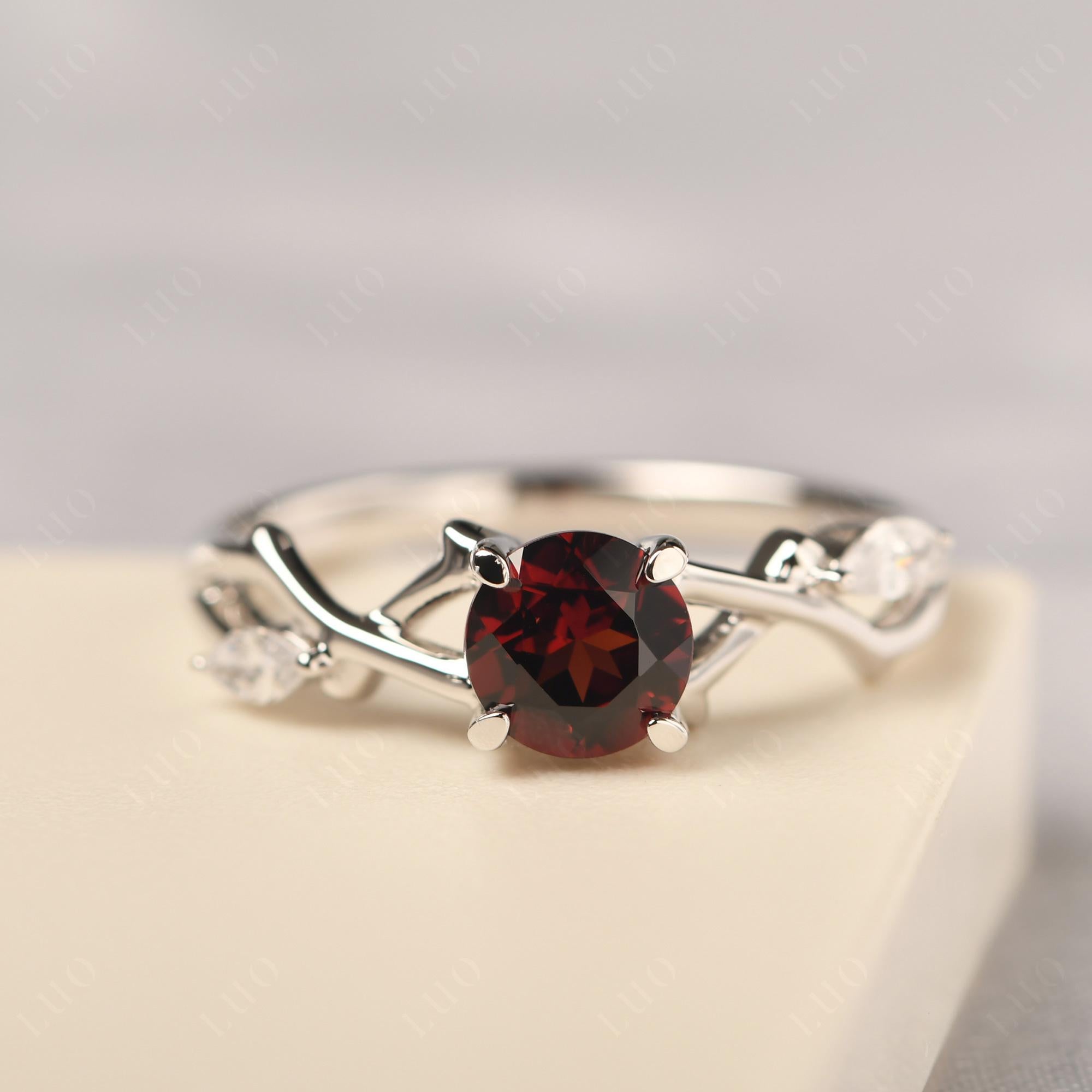 Twig Garnet Engagement Ring - LUO Jewelry