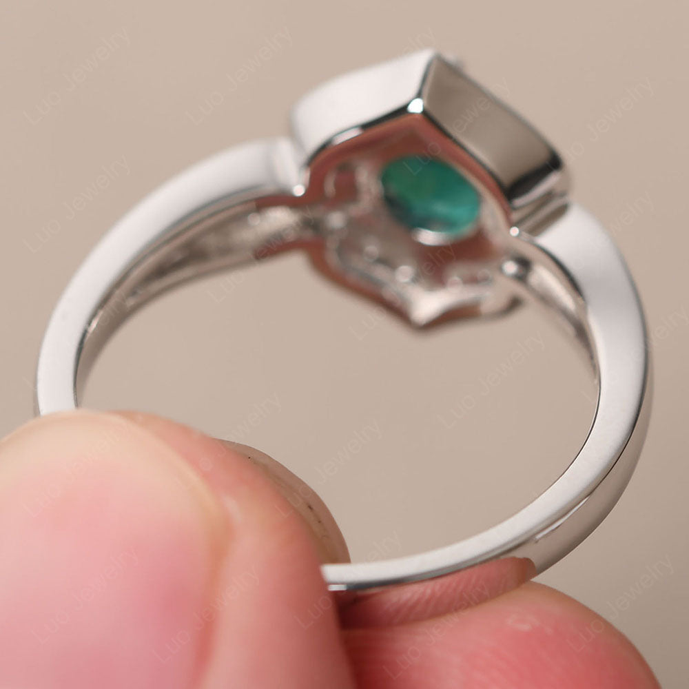 Round Cut Emerald Dainty Engagement Ring - LUO Jewelry