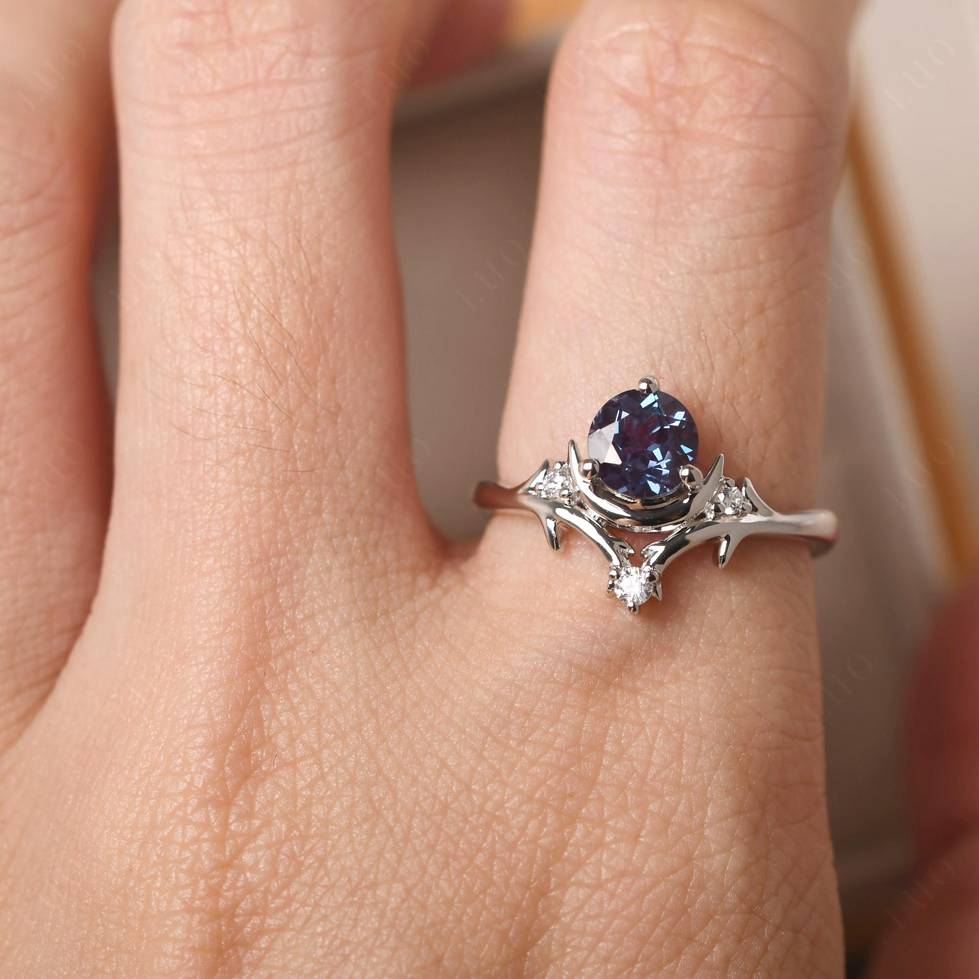 Moon and Back Alexandrite Ring - LUO Jewelry
