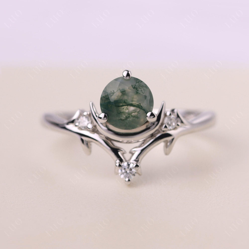 Round Shaped Dainty Moss Agate Ring