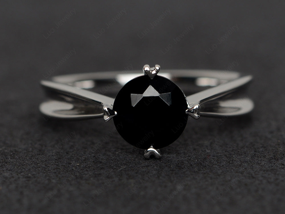 Heart Prong Black Spinel Solitaire Wedding Ring - LUO Jewelry