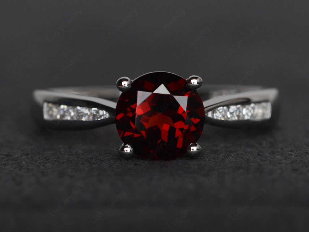 Round Cut Garnet Engagement Ring - LUO Jewelry