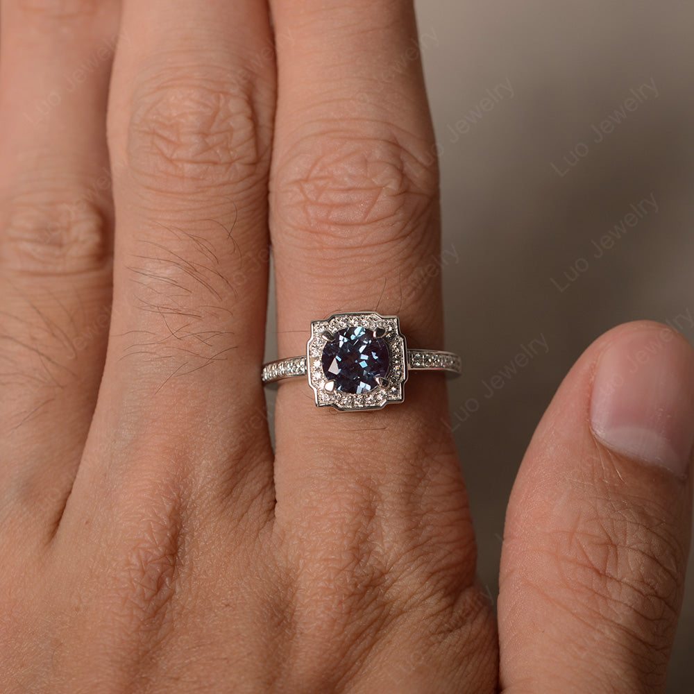 Round Cut Alexandrite Halo Engagement Ring Gold - LUO Jewelry