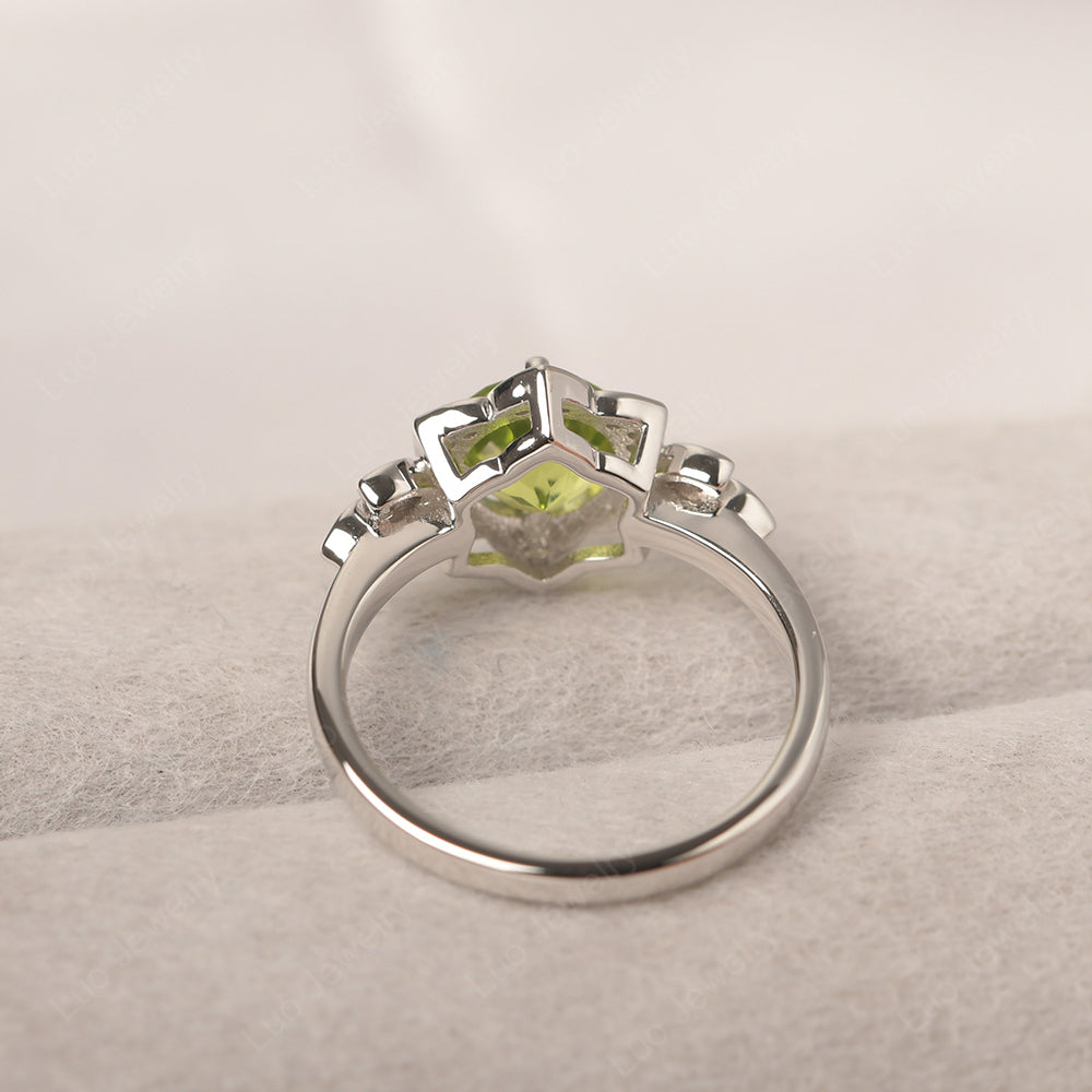 Round Cut Peridot Flower Ring Yellow Gold - LUO Jewelry