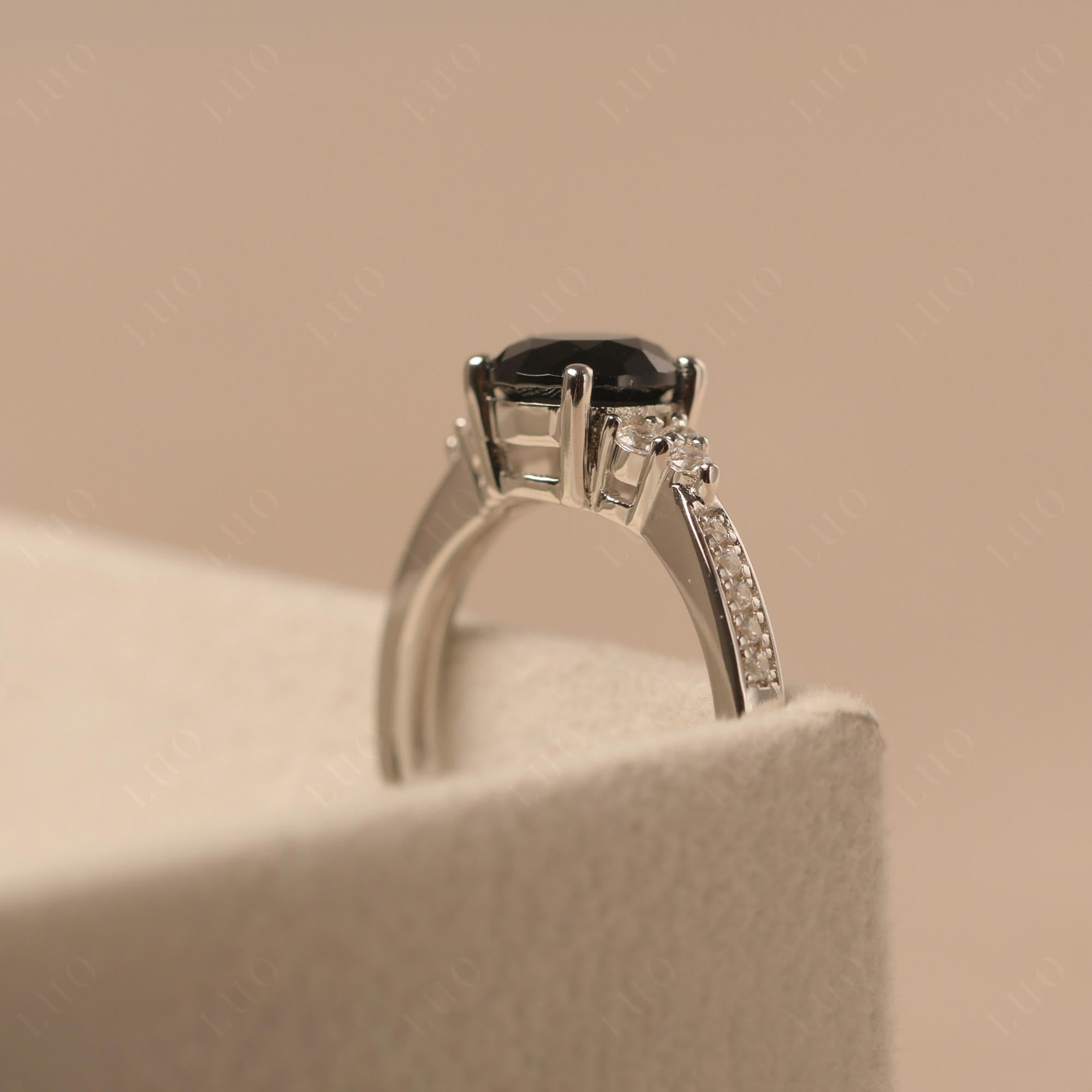 Round Cut Black Spinel Engagement Ring - LUO Jewelry