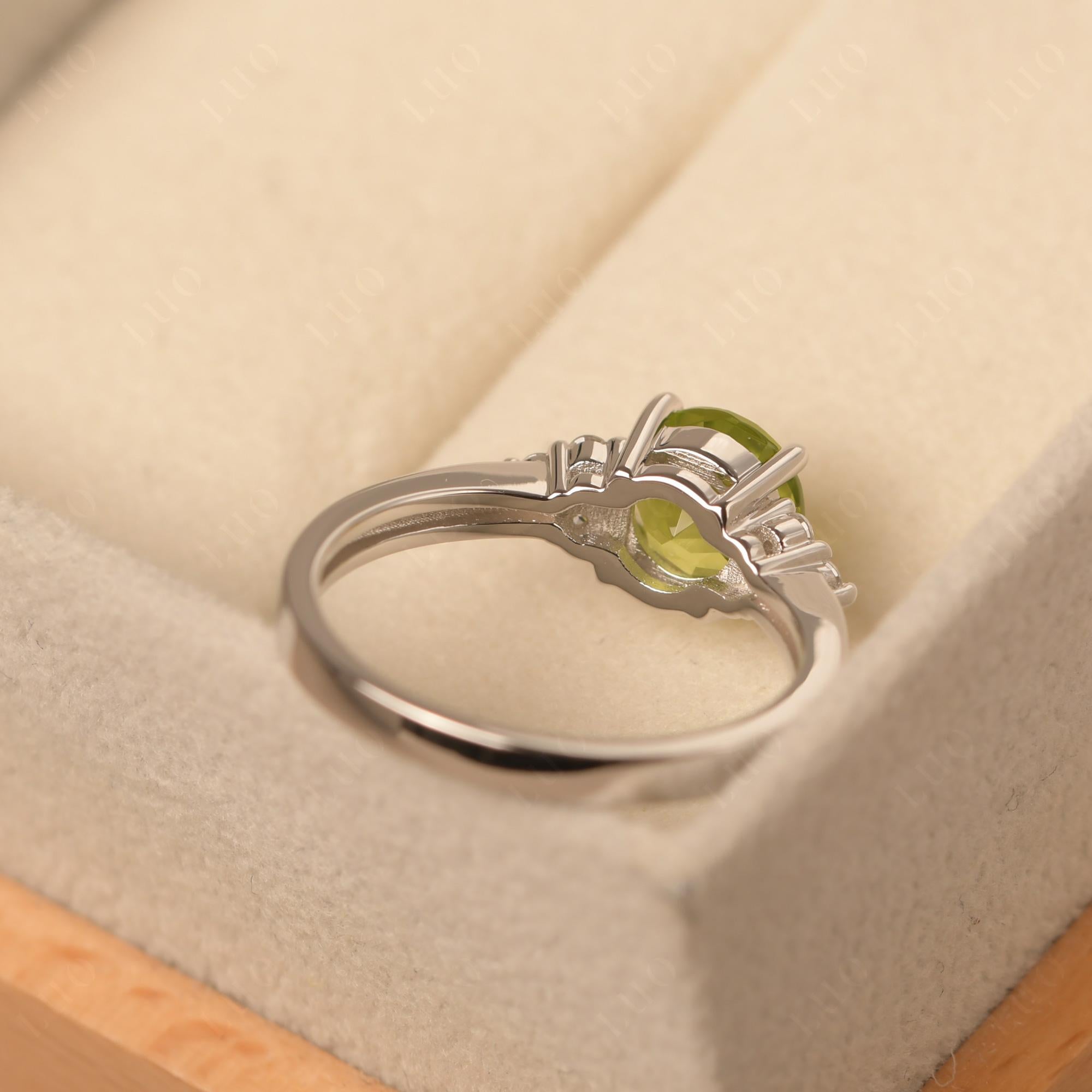 Round Cut Peridot Engagement Ring - LUO Jewelry