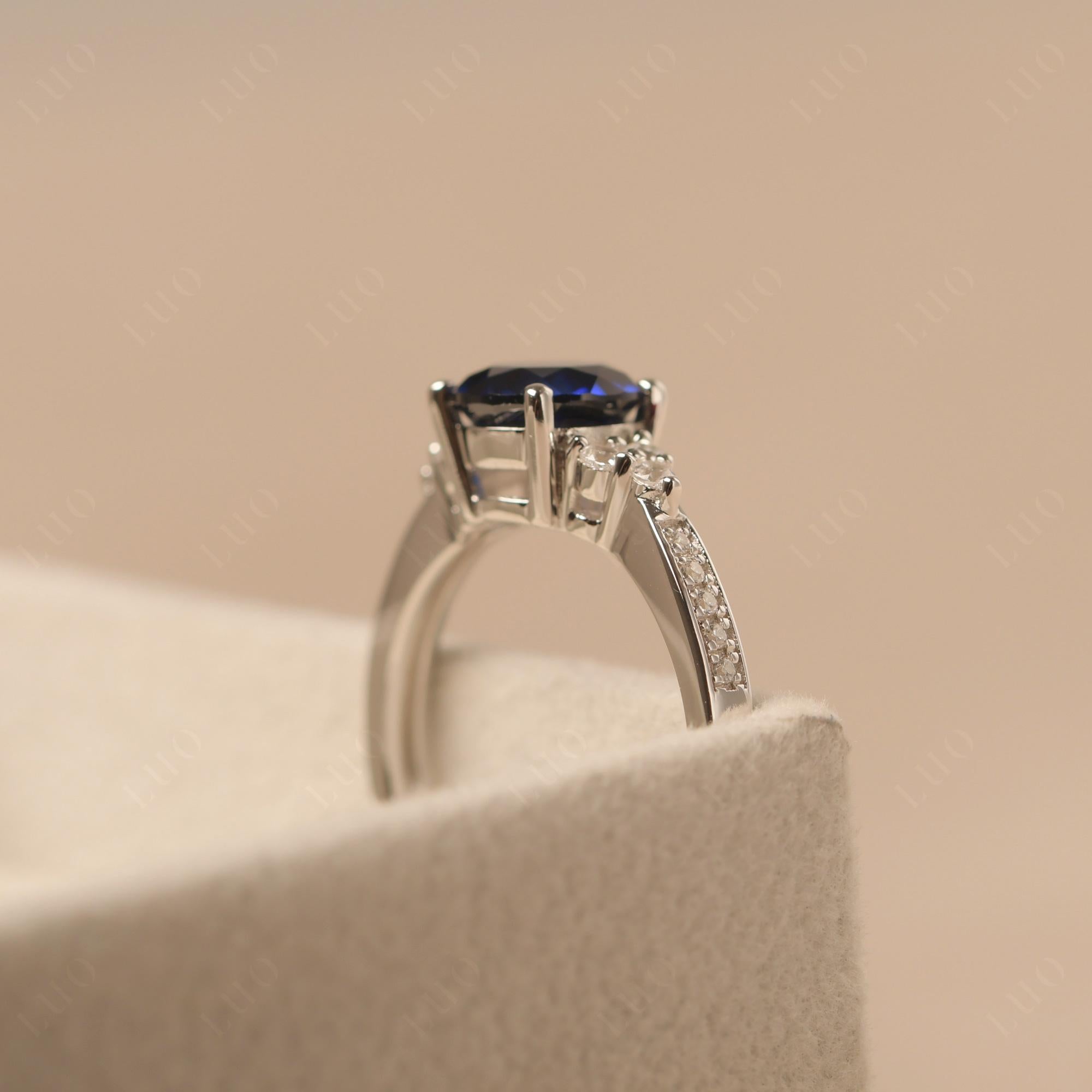 Round Cut Sapphire Engagement Ring - LUO Jewelry