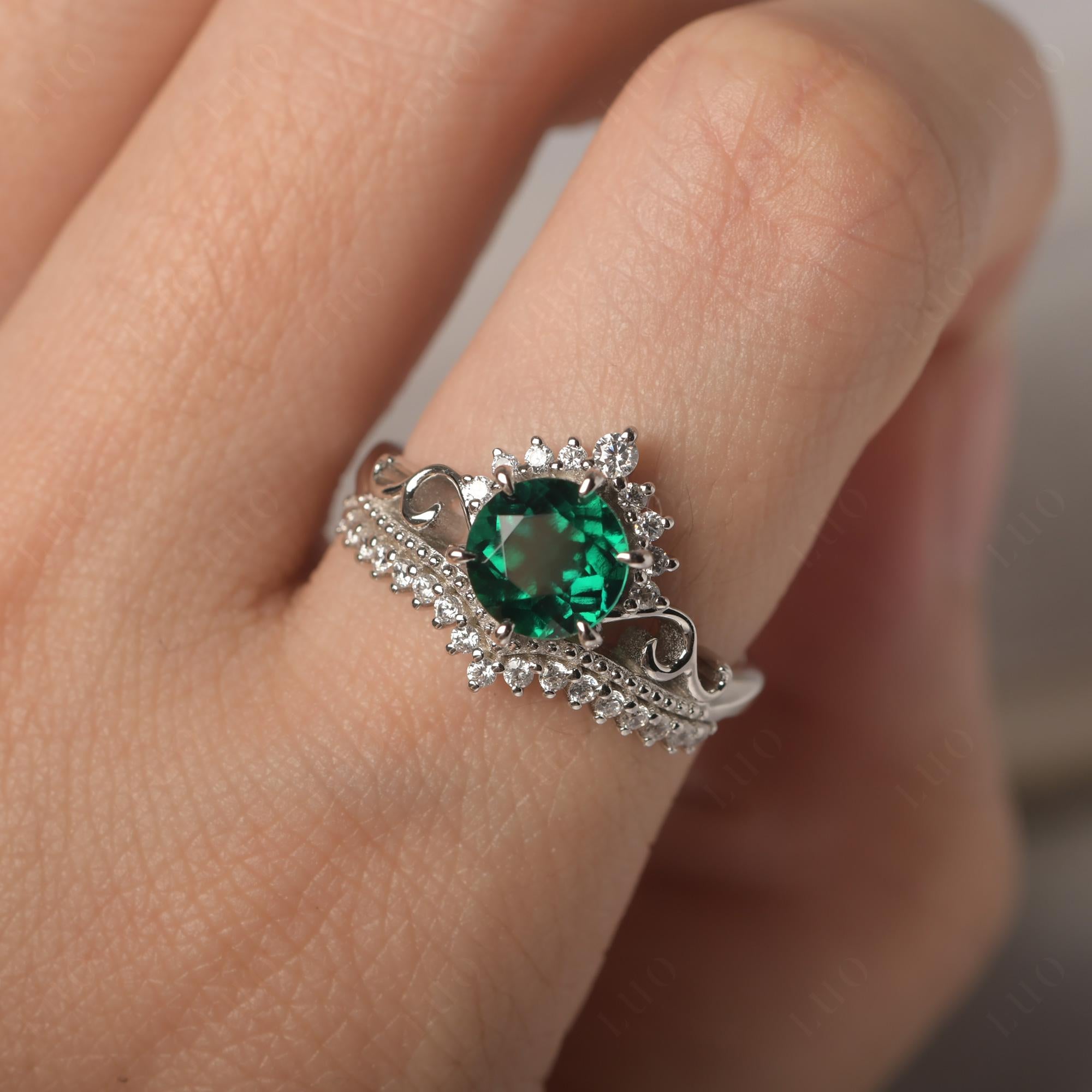 Vintage Lab Created Emerald Cocktail Ring - LUO Jewelry