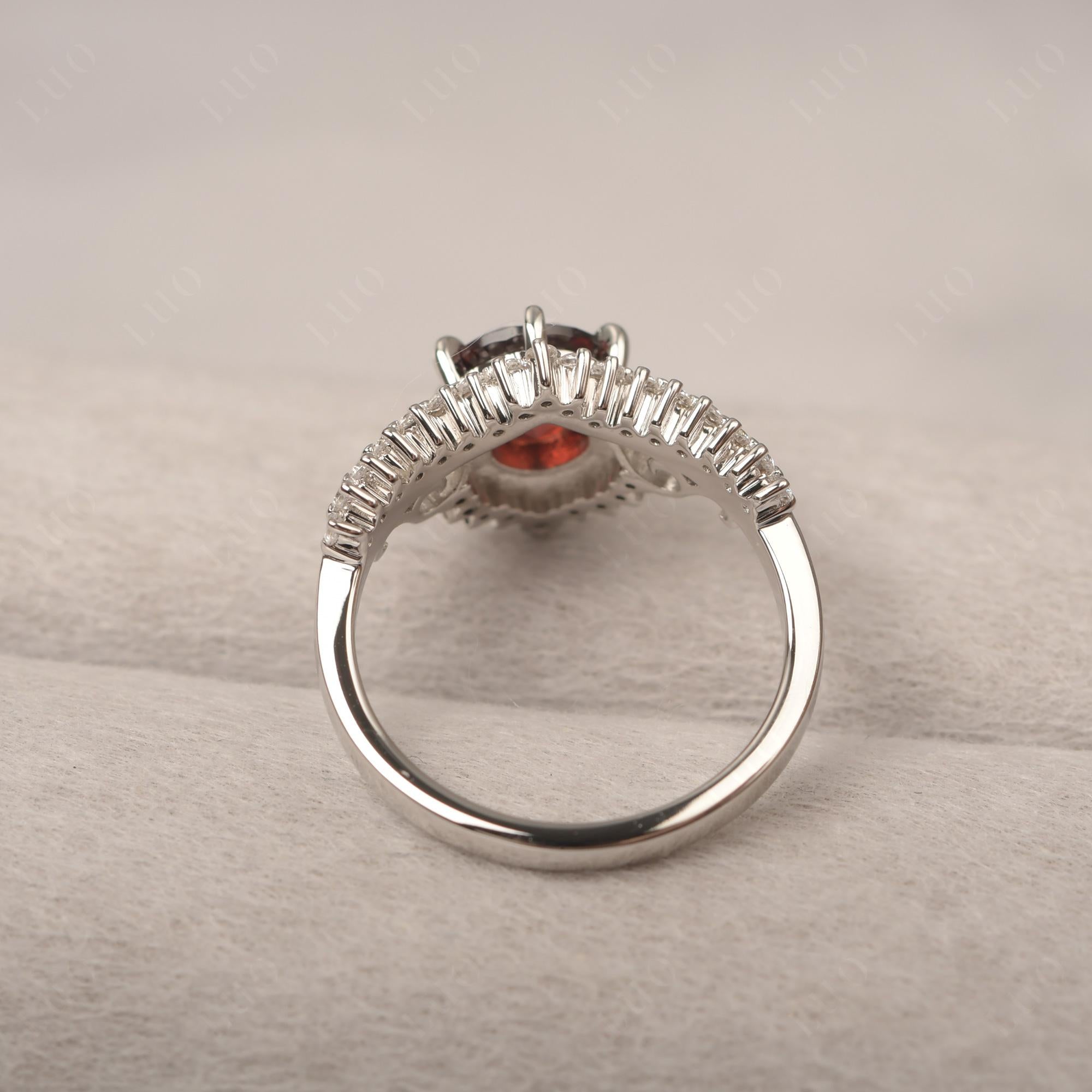 Vintage Garnet Cocktail Ring - LUO Jewelry
