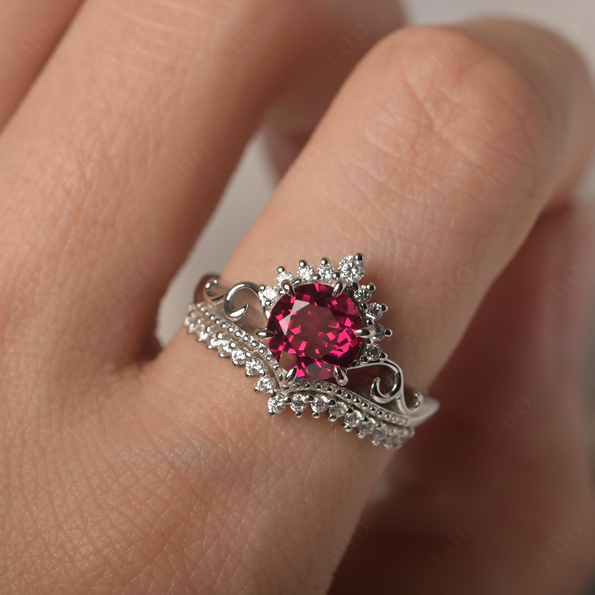 Vintage Ruby Cocktail Ring - LUO Jewelry