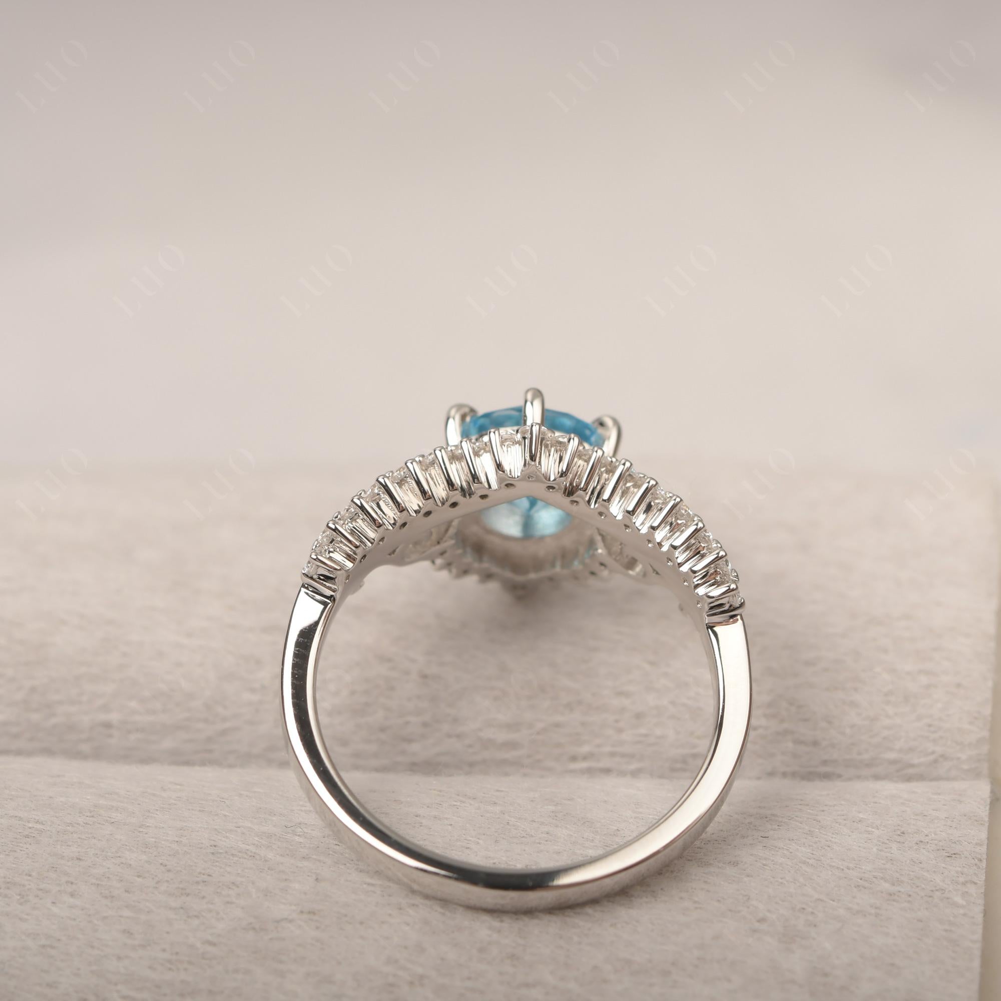 Vintage Swiss Blue Topaz Cocktail Ring - LUO Jewelry