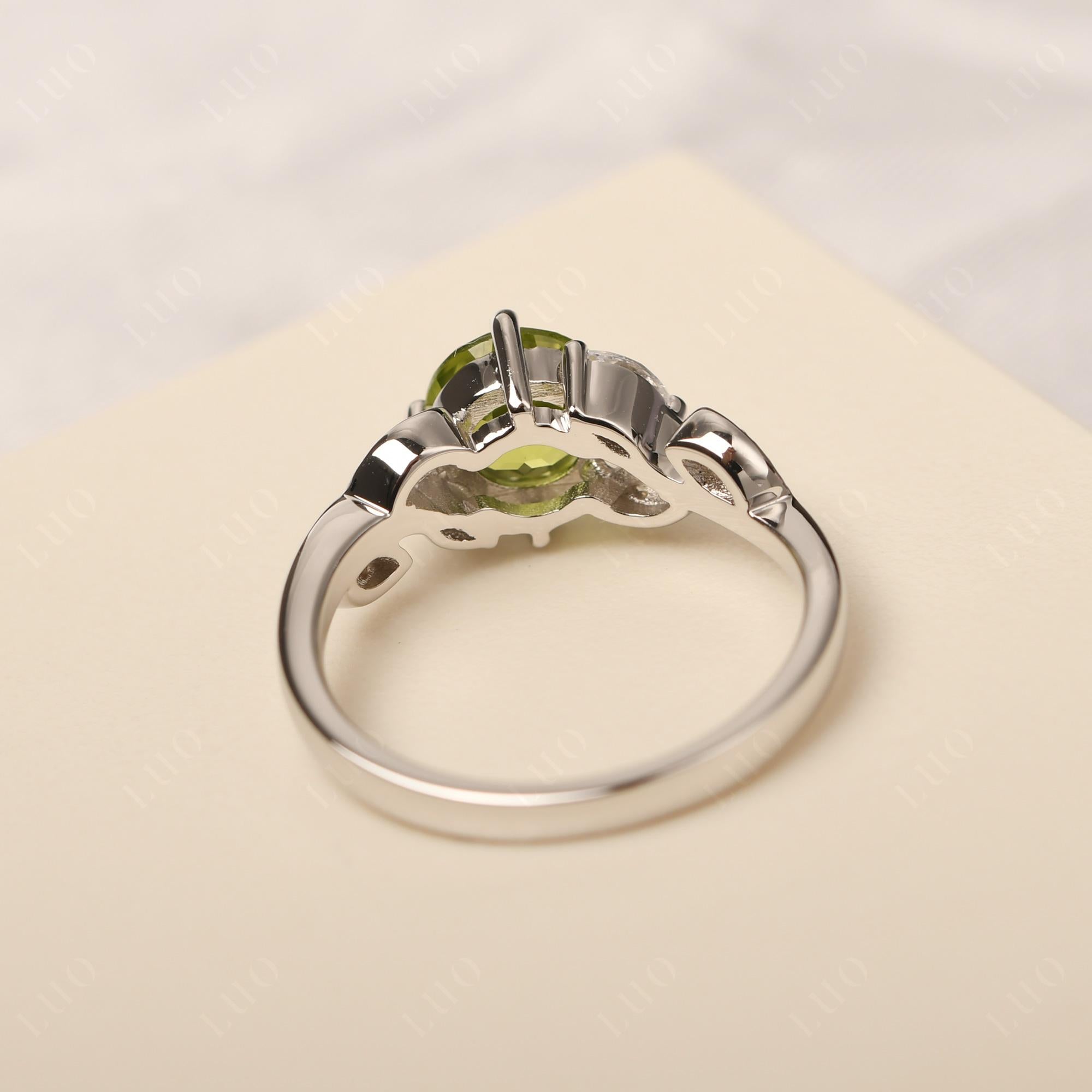 Vine Leaf Peridot Engagement Ring - LUO Jewelry