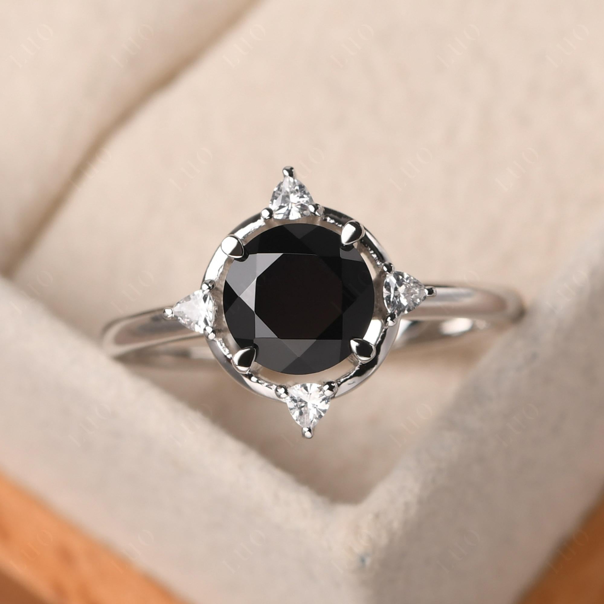 Black Stone North Star Engagement Ring - LUO Jewelry