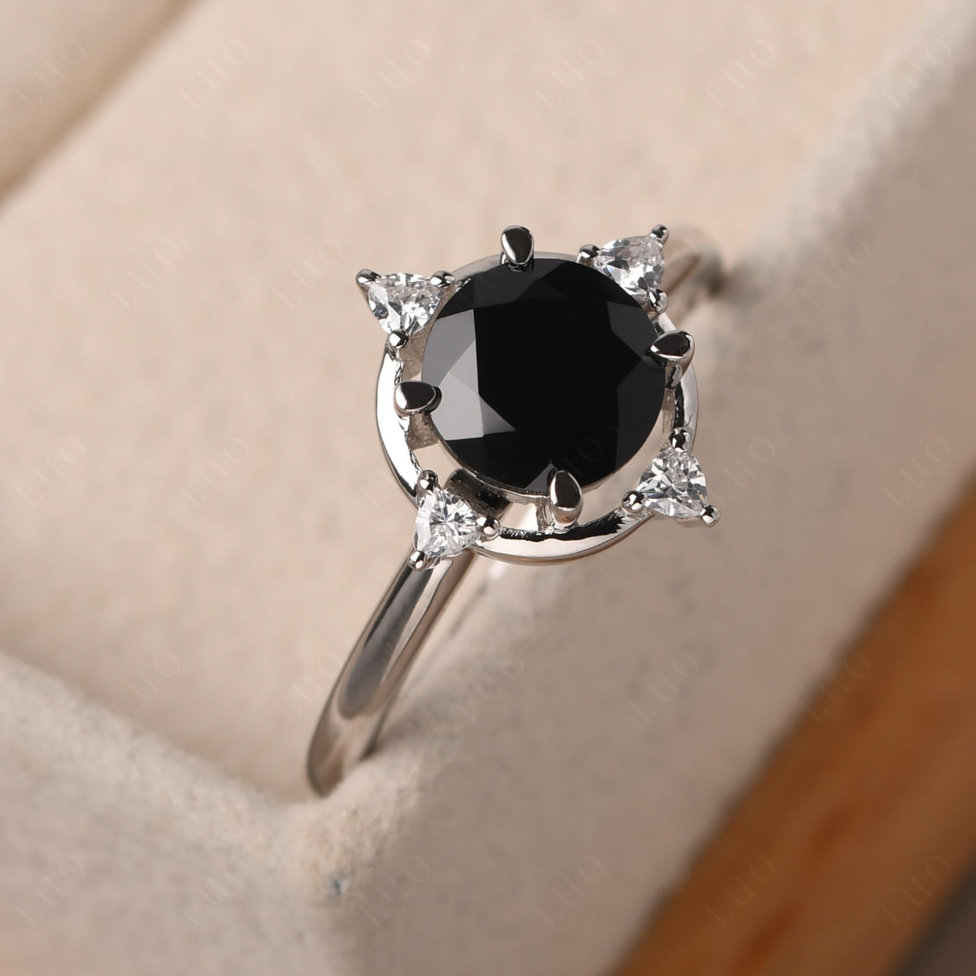 Black Stone North Star Engagement Ring - LUO Jewelry