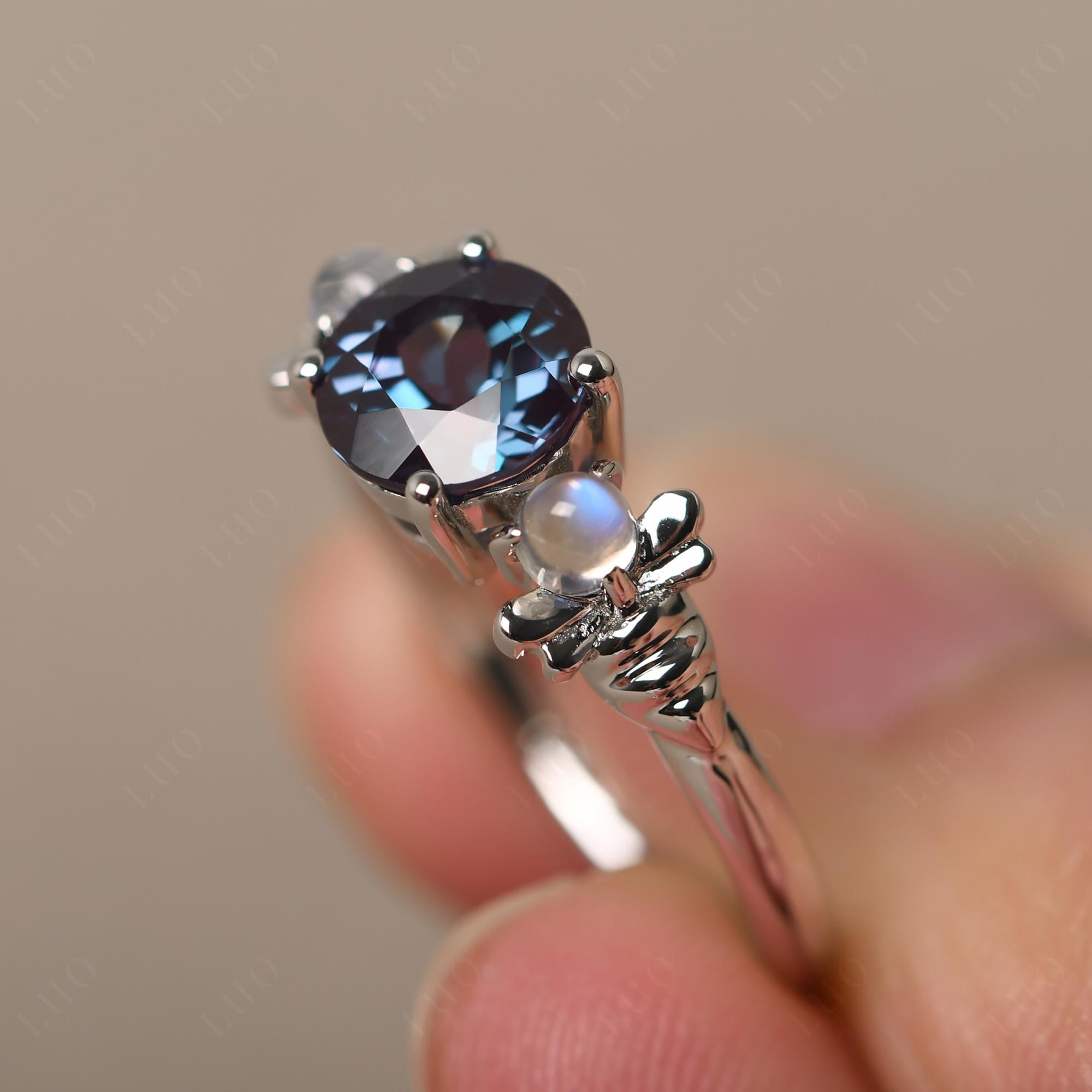 Moonstone and Alexandrite Bee Ring - LUO Jewelry