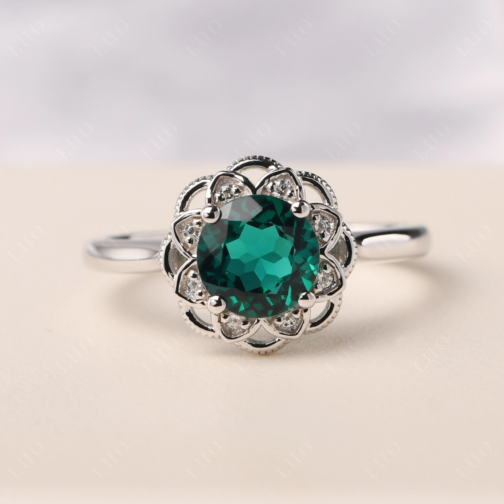 Emerald Vintage Inspired Filigree Ring - LUO Jewelry