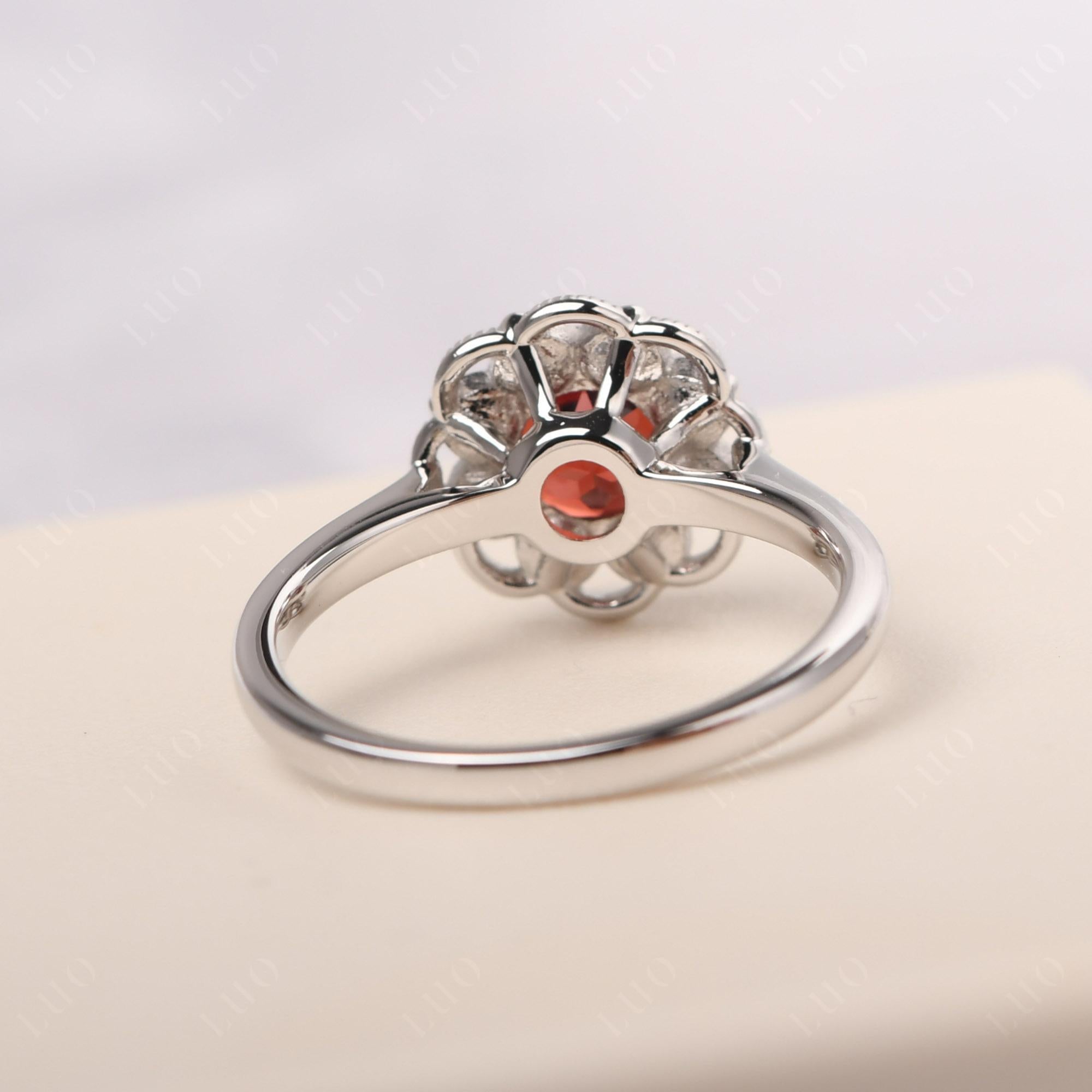Garnet Vintage Inspired Filigree Ring - LUO Jewelry