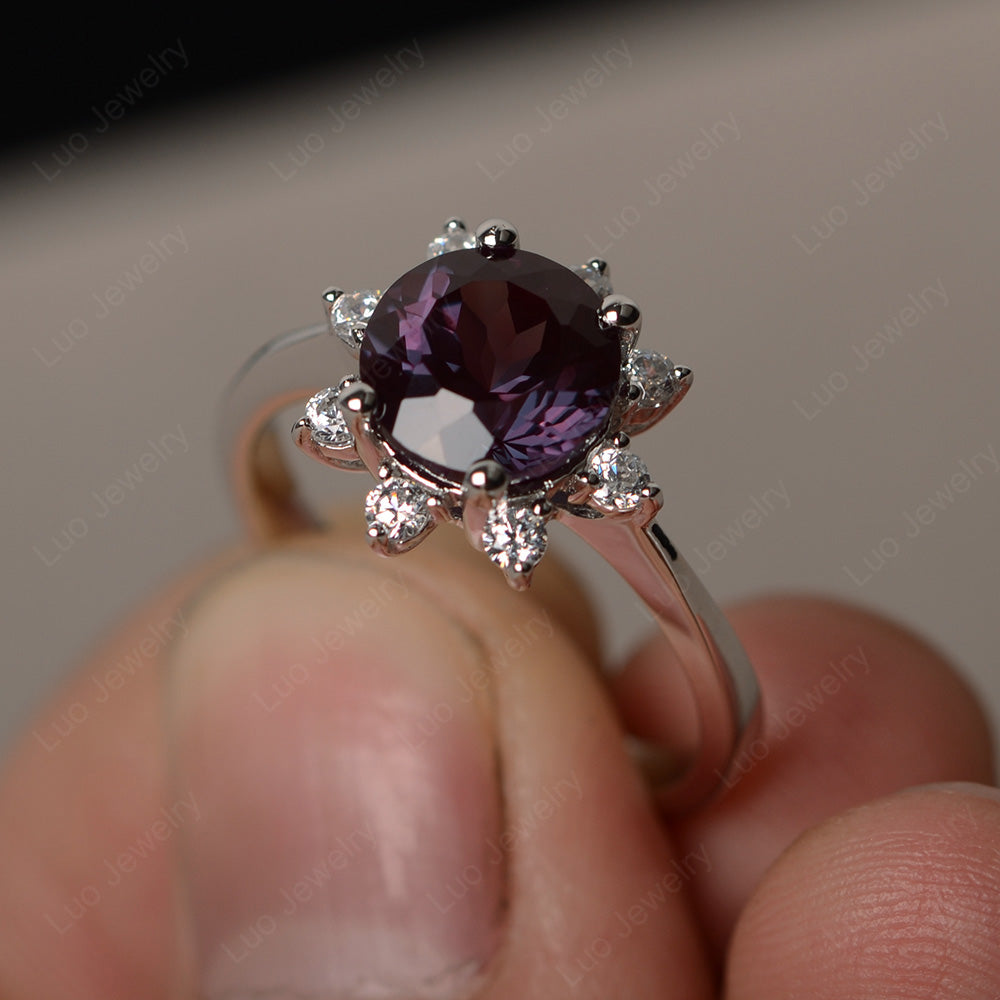 Brilliant Cut Alexandrite Halo Engagement Ring - LUO Jewelry