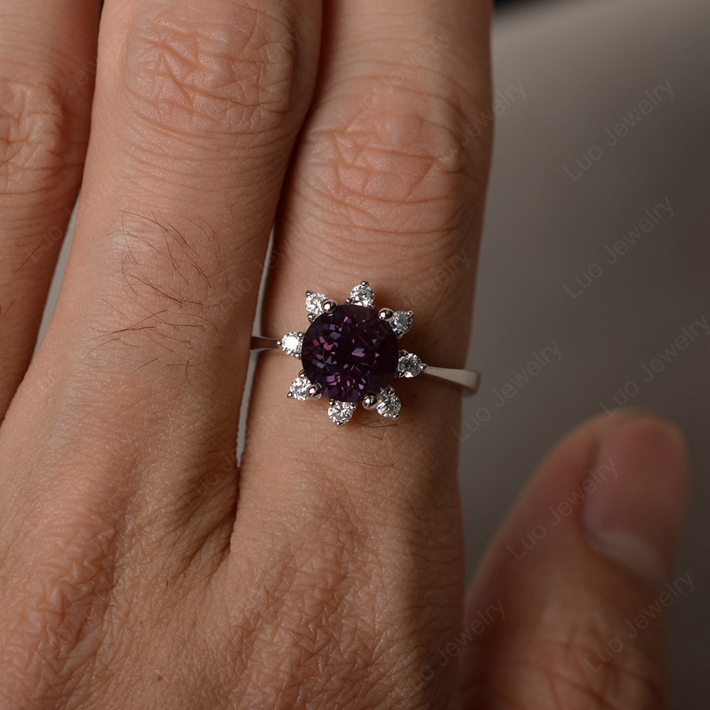 Brilliant Cut Alexandrite Halo Engagement Ring - LUO Jewelry