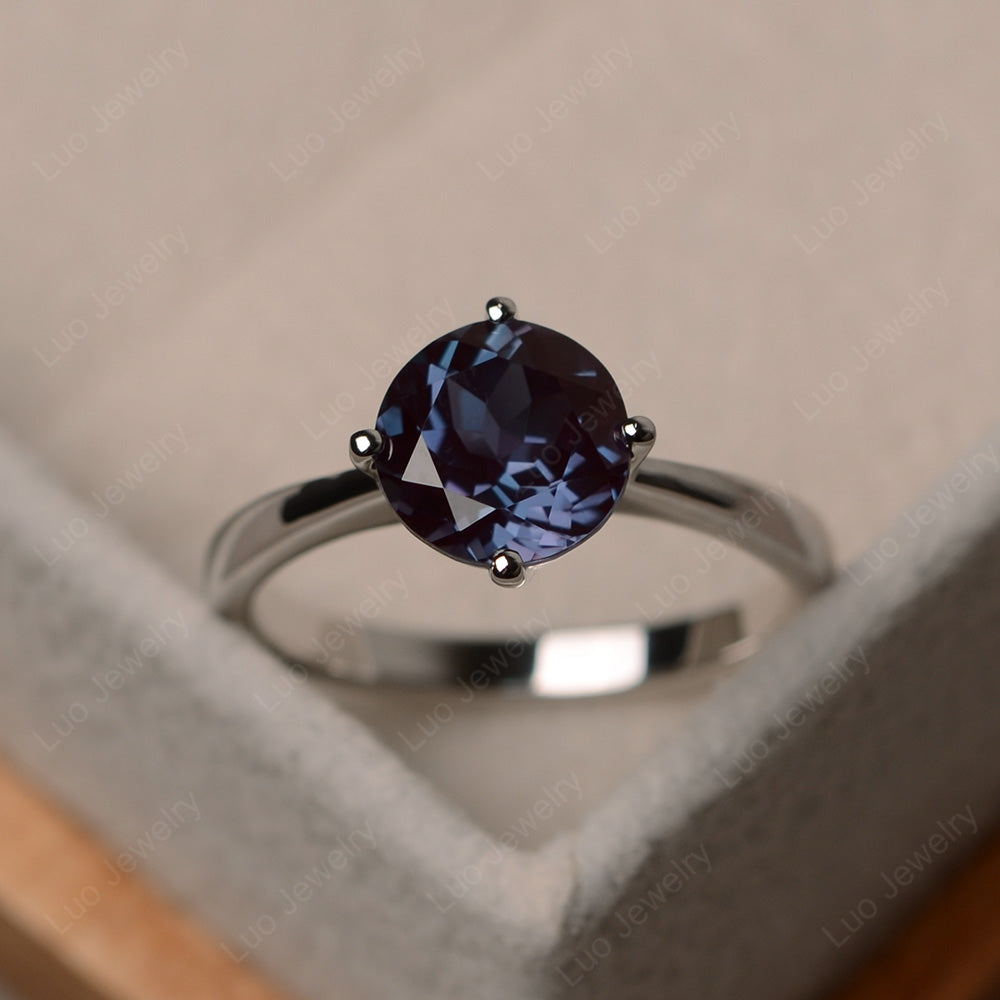Round Cut Kite Set Alexandrite Solitaire Ring - LUO Jewelry