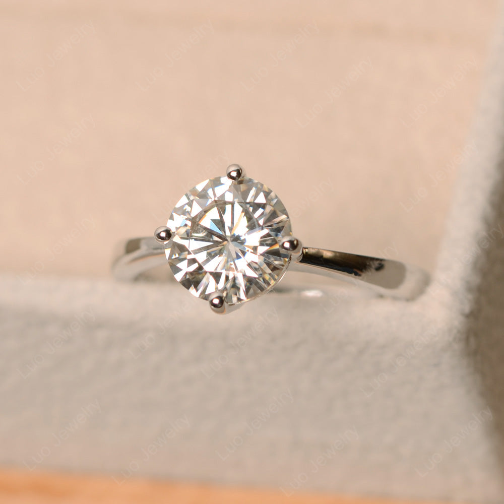 Round Cut Kite Set Moissanite Solitaire Ring - LUO Jewelry