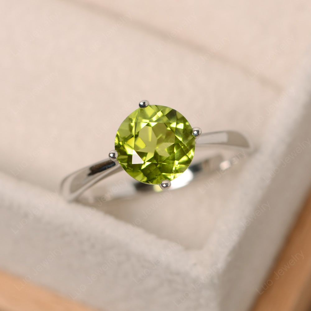 Round Cut Kite Set Peridot Solitaire Ring - LUO Jewelry