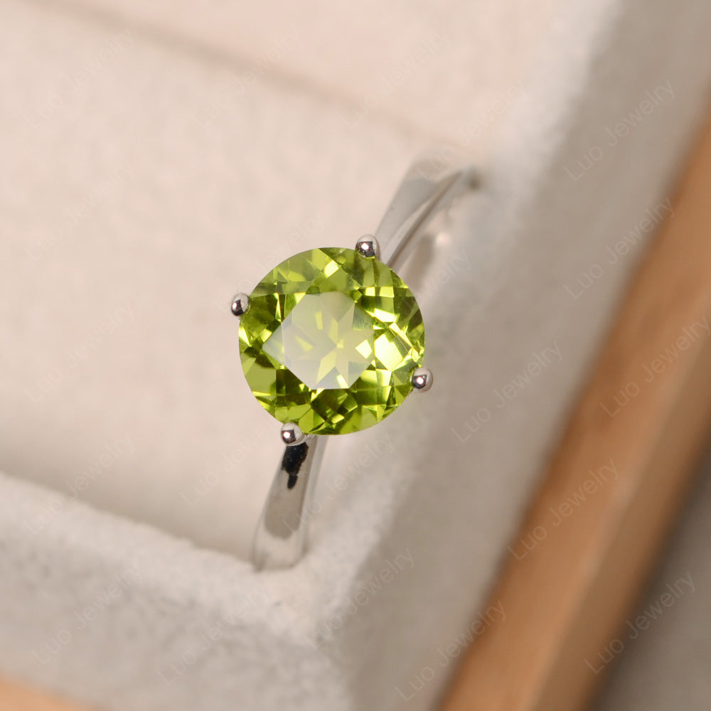 Round Cut Kite Set Peridot Solitaire Ring - LUO Jewelry