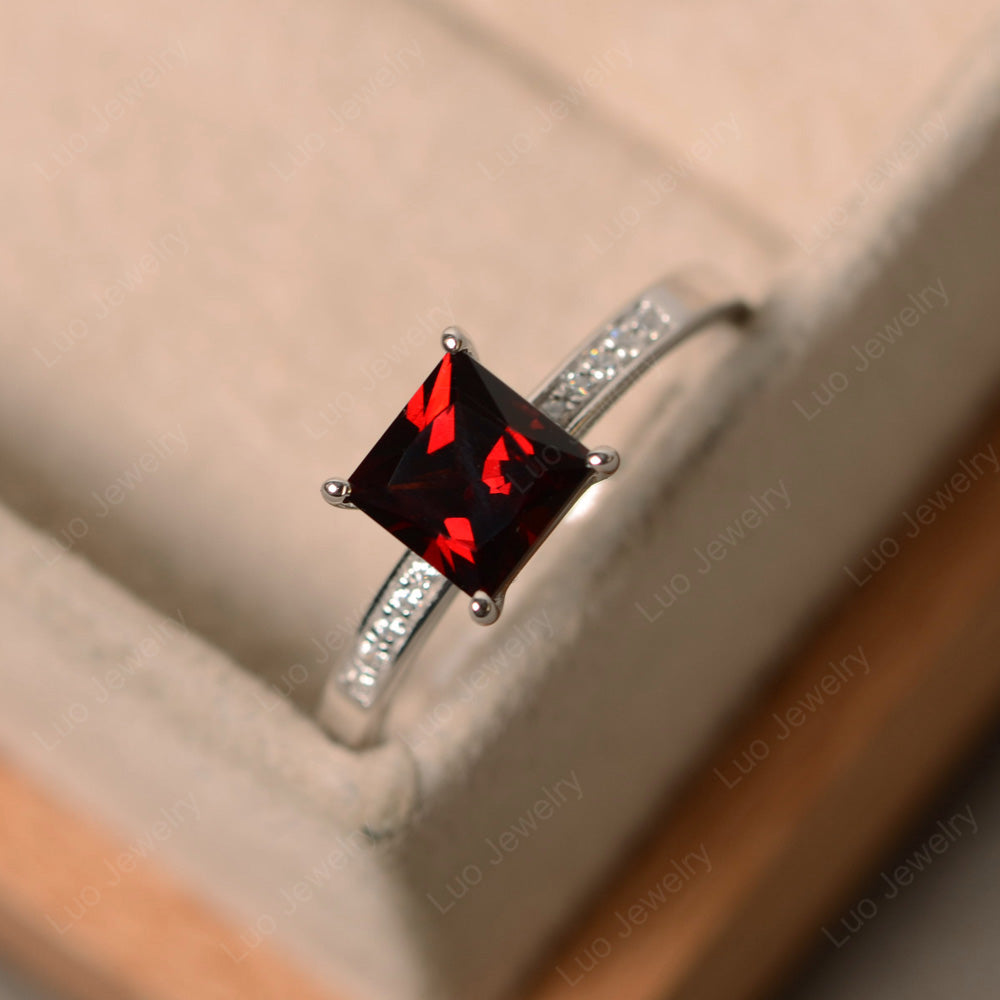 Simple Princess Cut Garnet Wedding Ring - LUO Jewelry